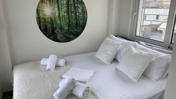 1 makuuhuone, työpöytä, silitysrauta/-lauta, ilmainen Wi-Fi