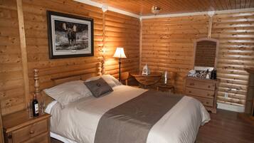 Chambre Standard, 1 grand lit, rez-de-chaussée | Bureau, Wi-Fi gratuit, draps fournis