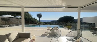 New villa - 5* services