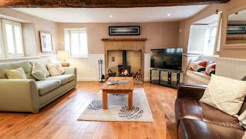 Cottage | Interior
