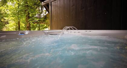 A place where you can relax in hot tub and enjoy the beautiful natur