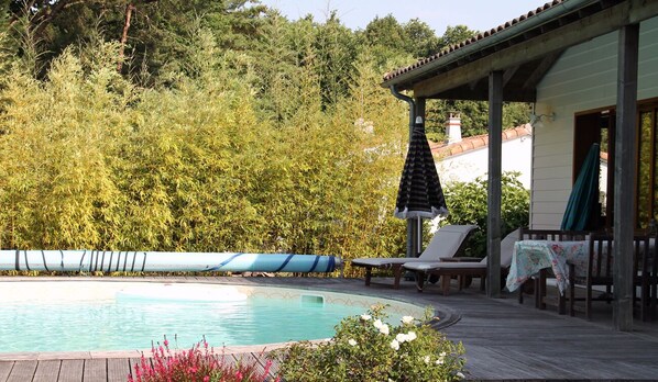 Piscine extérieure, piscine chauffée