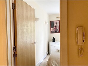 Apartment, Multiple Beds | 2 bedrooms, free WiFi, bed sheets - Remarkable 2-bed Apartment in Cheltenham (Cheltenham)