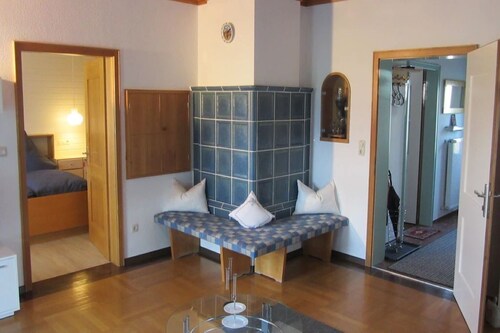 Wohnen vor historischer Kulisse 80m² Ferienhaus mit Terrasse und Garten