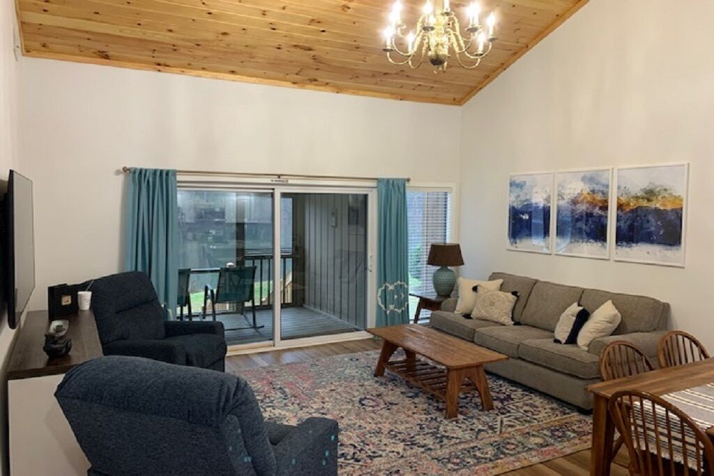 Fairway Villa 1201 at Rumbling Bald