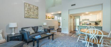 Télévision, cheminée, lecteur de DVD