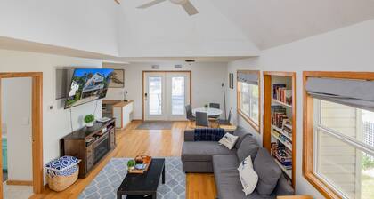 Walk to Manteo Waterfront • 3BR Retreat • Outdoor Shower + Spacious Decks