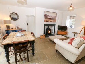 Cottage | Interior - Rhytty Bach (Ty Croes)