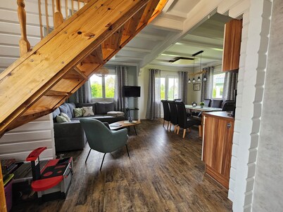 Charming vacation home, at the center of Germany for up to 8 guests.