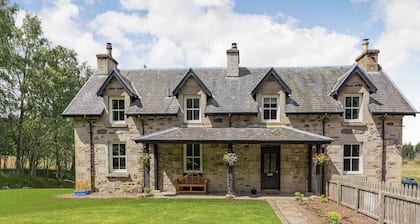 4 bedroom accommodation in Strathnairn