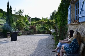 Terrace/patio - Gite de Groupe 400 m2 BRUNIQUEL 15- 19 persons (Bruniquel)