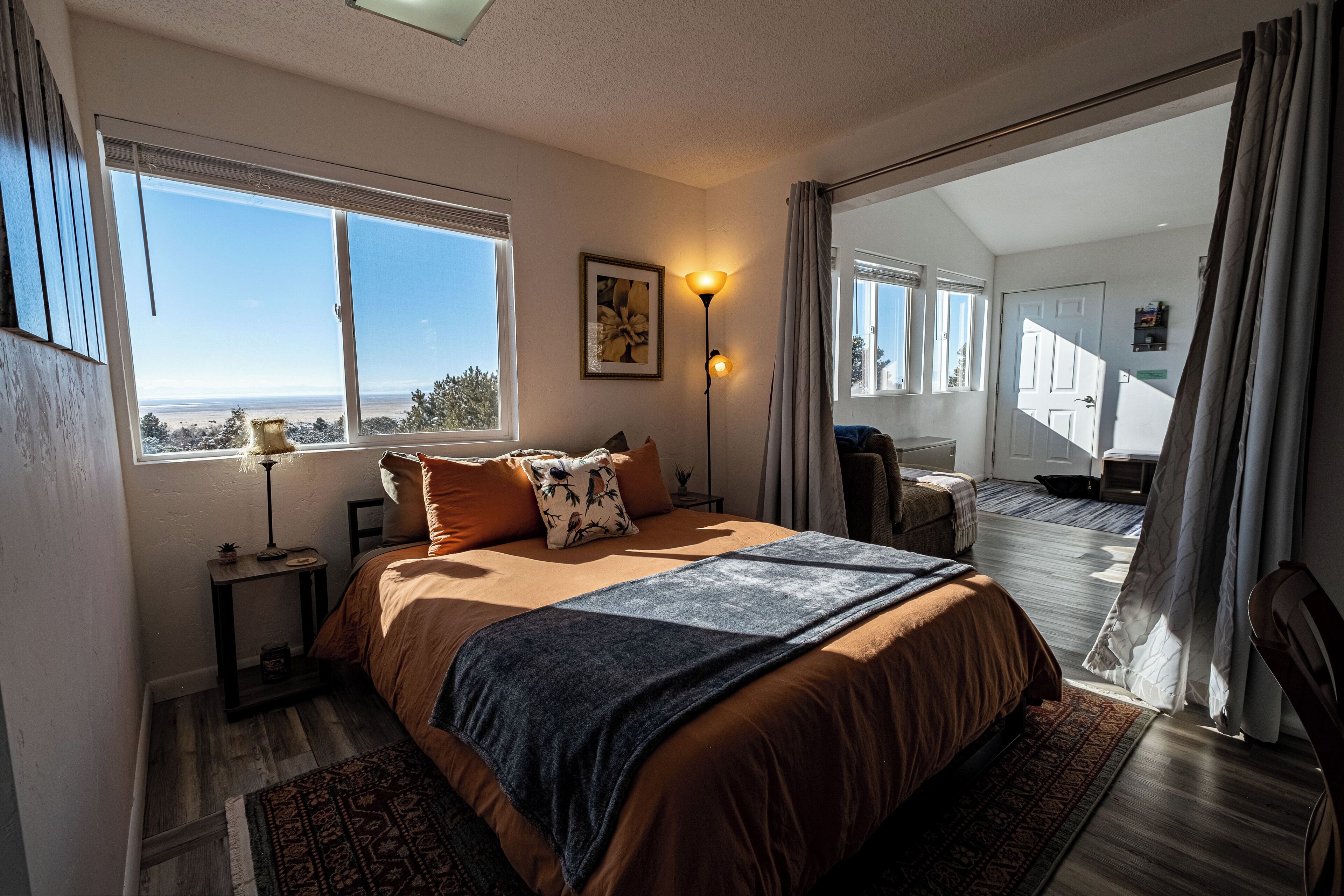 熨斗/熨衫板、免費 Wi-Fi、床單