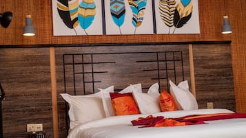 1 bedroom, Egyptian cotton sheets, premium bedding, memory-foam beds