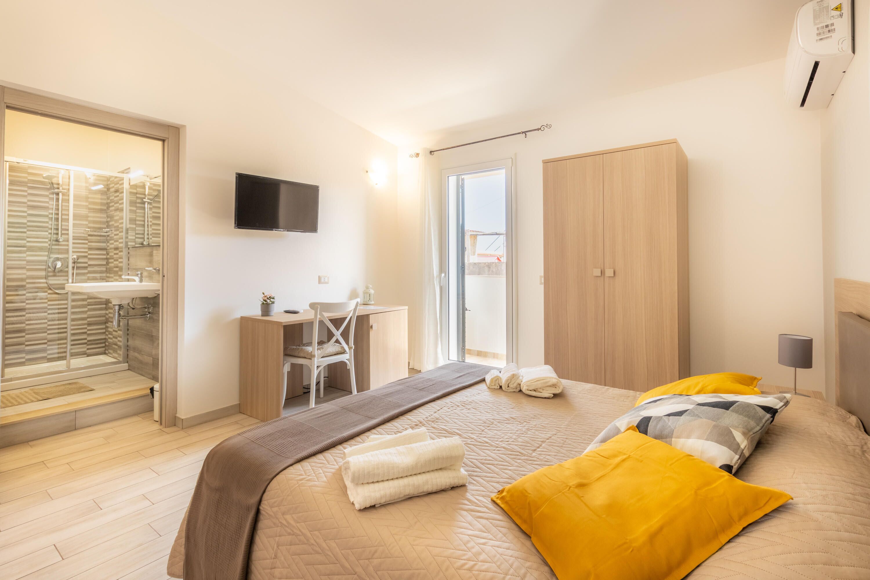 8 Schlafzimmer, WLAN