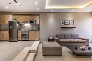 Minibar, caja de seguridad en la habitación, escritorio y wifi gratis 