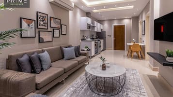 Bar mini, peti besi dalam bilik, meja, Wi-fi percuma