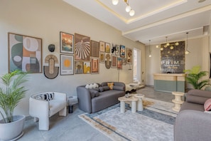 Sảnh tiếp tân