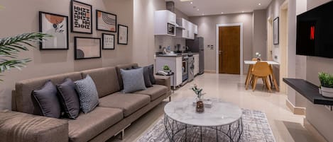 1 bedroom, minibar, in-room safe, desk