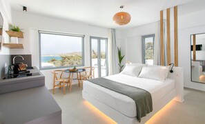 Junior Sea view Suite with Hot tub | 2 bedrooms, premium bedding, down duvets, pillow-top beds