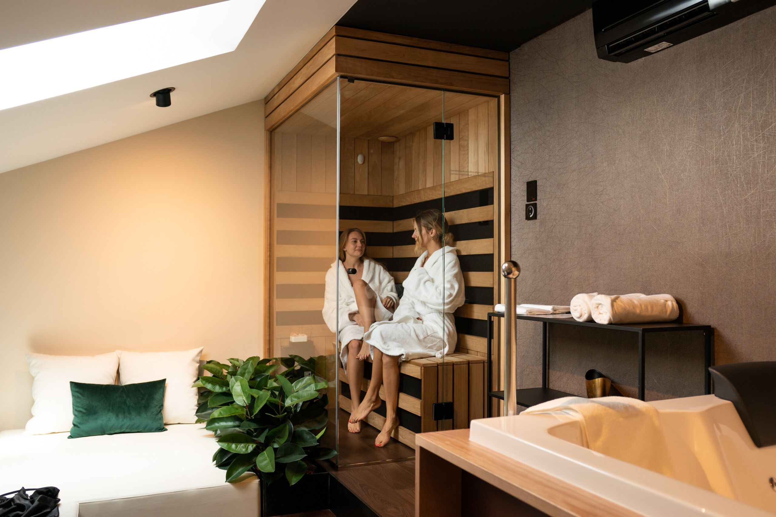 Habitación ejecutiva | Sábanas de algodón egipcio, ropa de cama de alta calidad, minibar