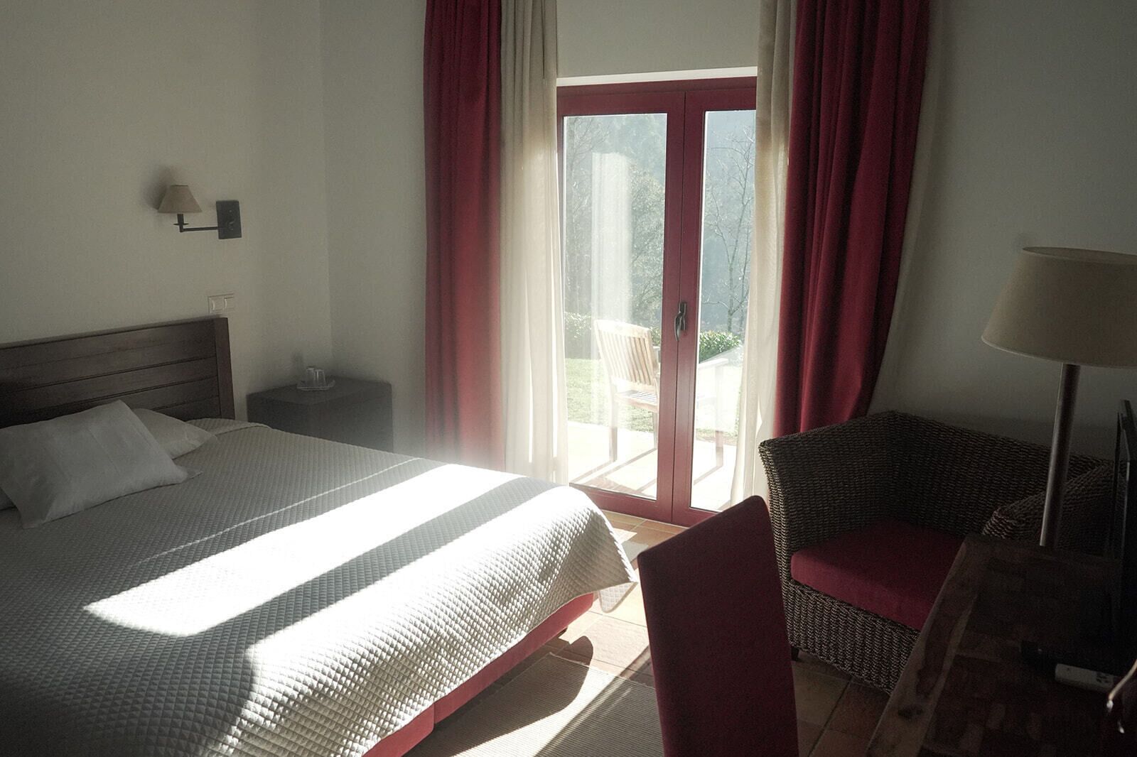 标准双人房 | 办公桌、笔记本电脑工作区、隔音、旅行婴儿床