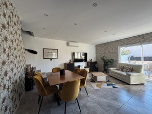 Televisie en een dvd-speler