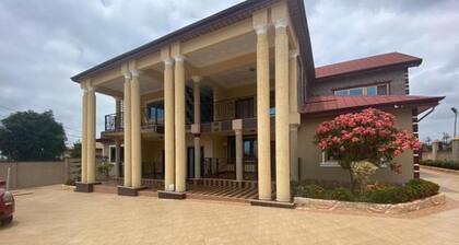 Beautiful 2-bed Apartment in Kumasi