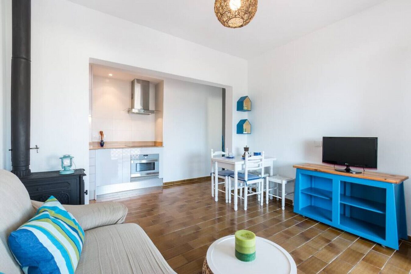 TV connectée, cheminée