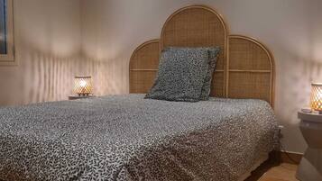 2 Schlafzimmer, Bügeleisen/Bügelbrett, Reisekinderbett, kostenloses WLAN