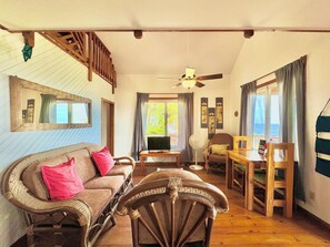 TV - Cielo Vista @ Turtle Crossing , West Bay (West Bay)