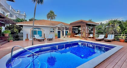 Villa Descanso @Lighthouse, West Bay