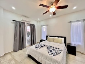 3 Schlafzimmer, Bügeleisen/Bügelbrett, WLAN, Bettwäsche