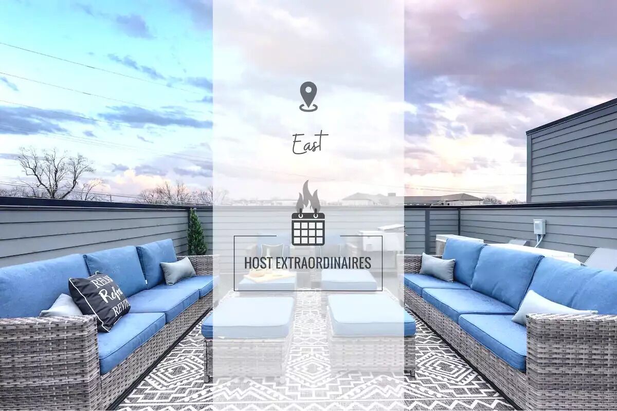 Large Beautiful Townhome - Private Super Rooftop