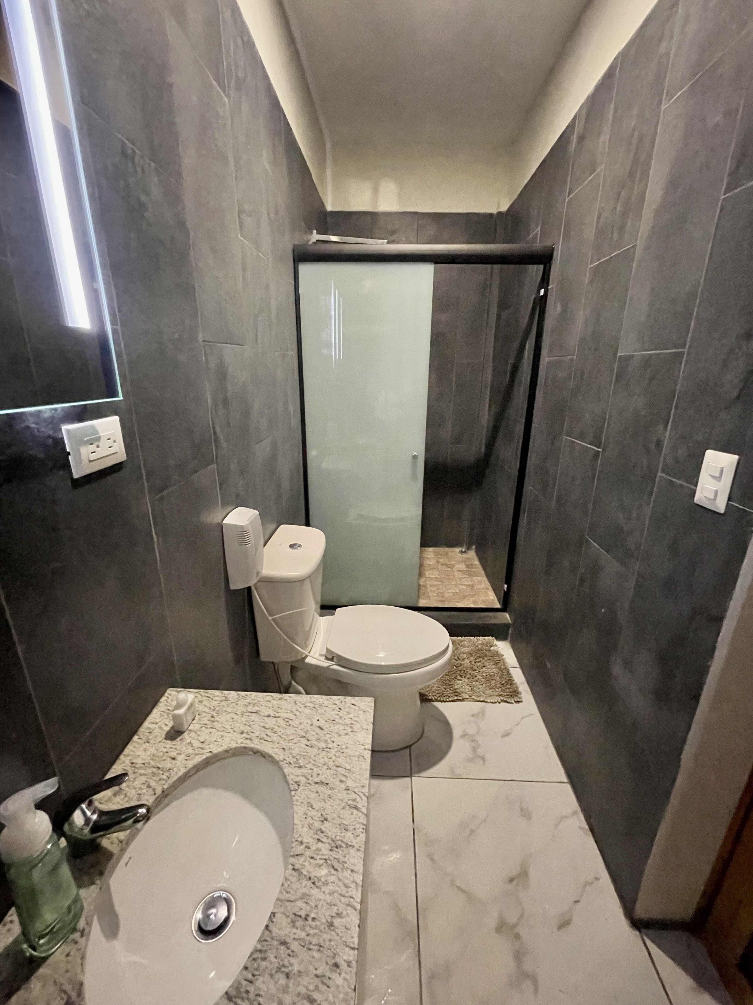 double room | bathroom | shower, towels
