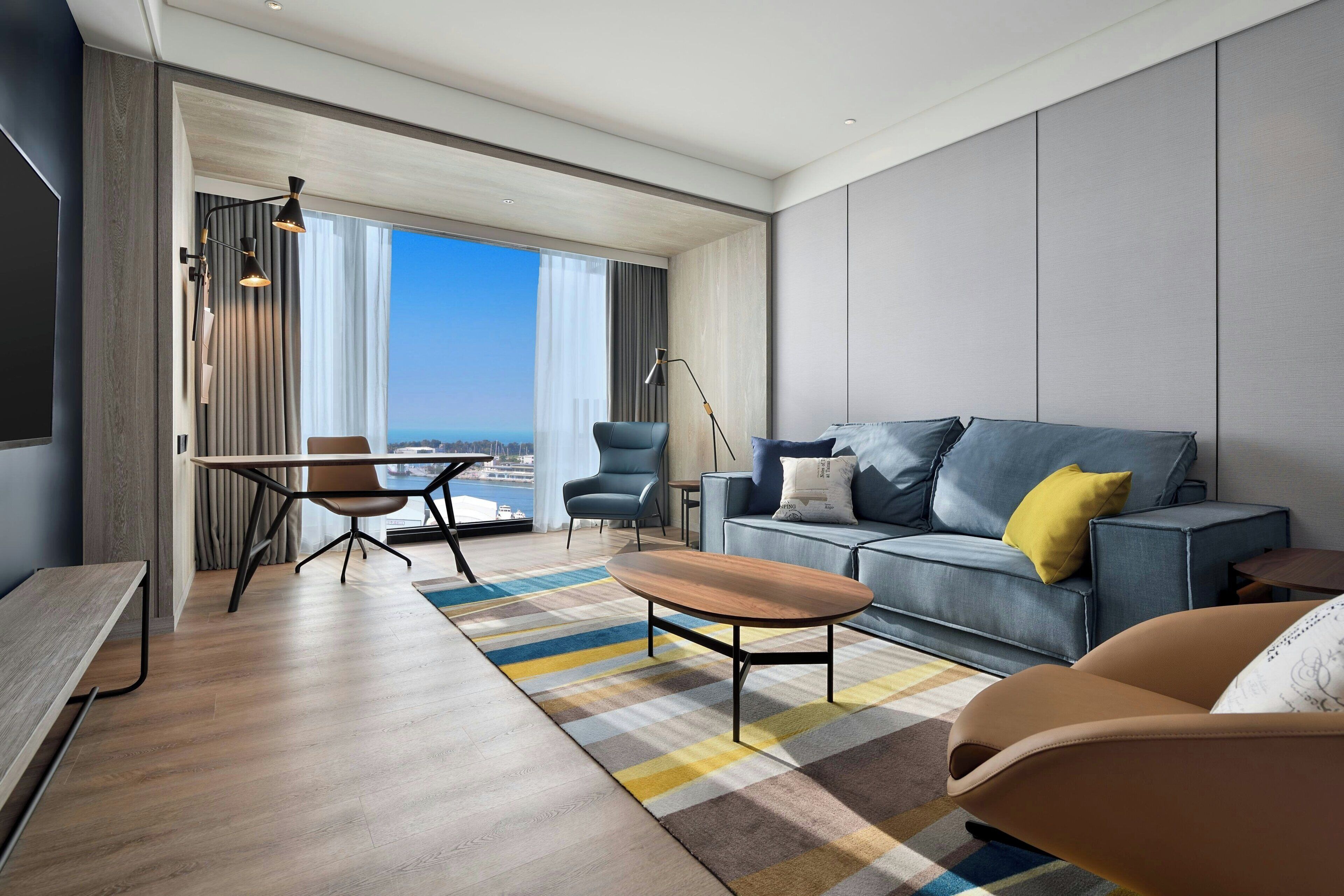 aloft, Junior Suite, 1 Bedroom, Harbor View | Living room | Flat-screen TV