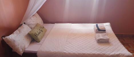 1 bedroom, iron/ironing board, free WiFi, bed sheets