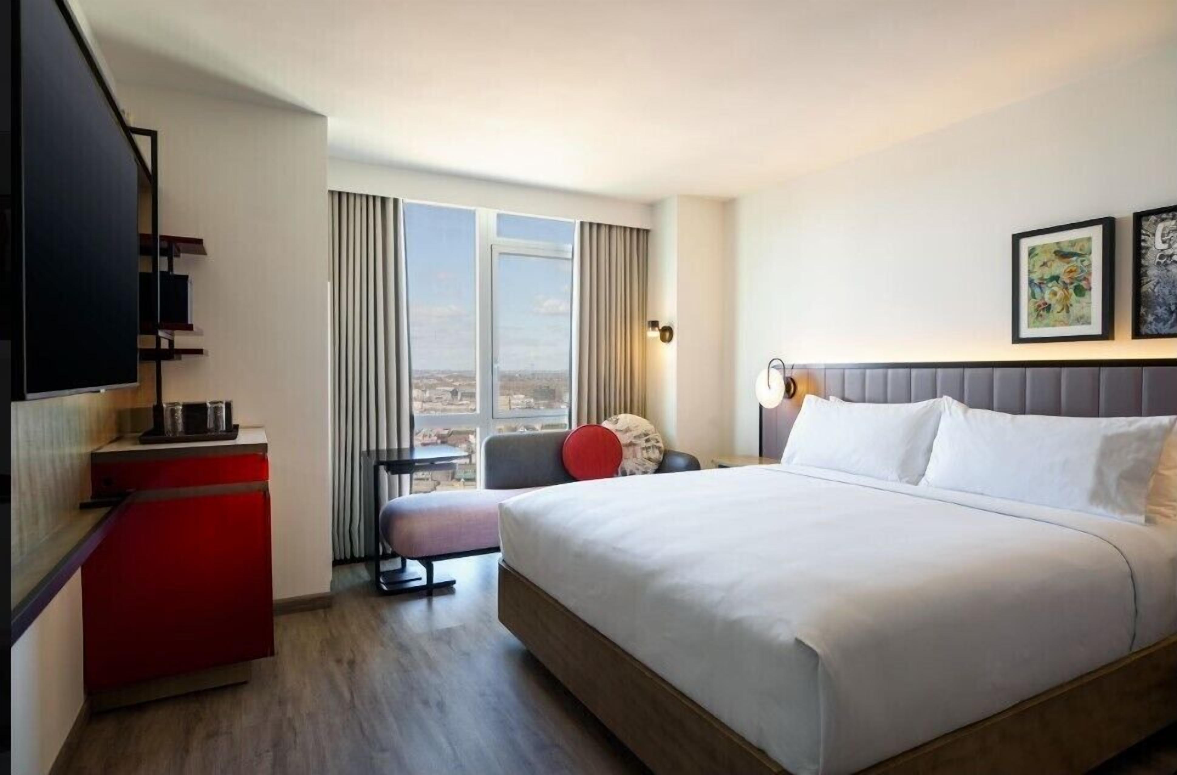 1 bedroom, hypo-allergenic bedding, down duvets, in-room safe