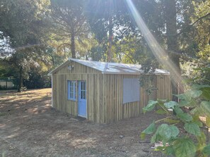 Exterior - Cabanon Oléron sleeps 4, very close to the ocean and all amenities (Le Grand-Village-Plage)