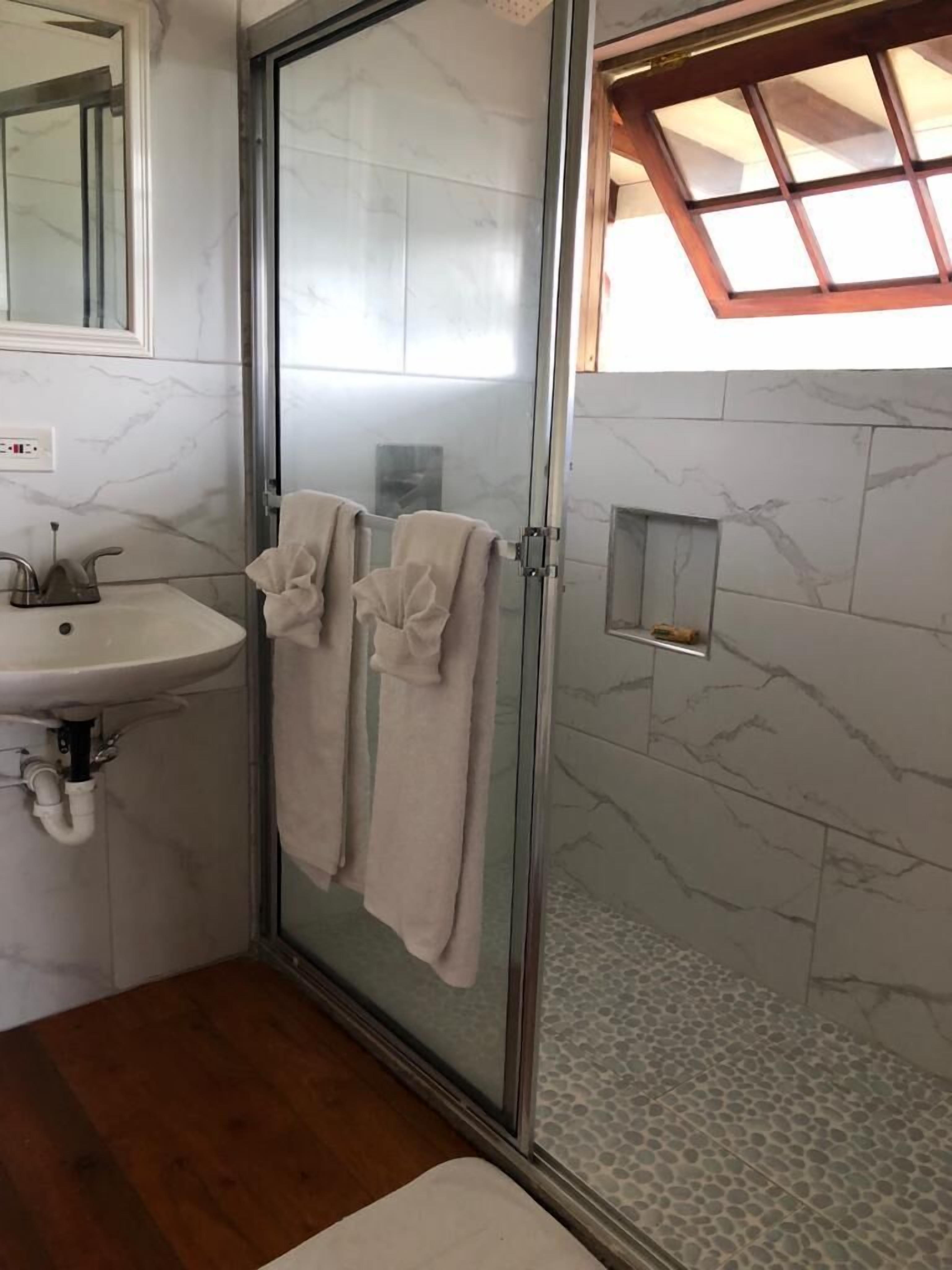 The Blue Mahoe Treehouse