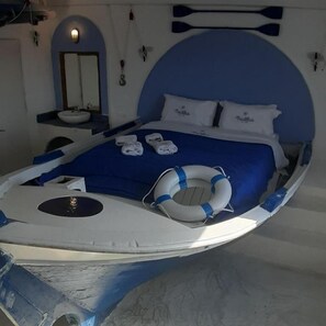 Iron/ironing board, free WiFi - Nautilus (Aegina)