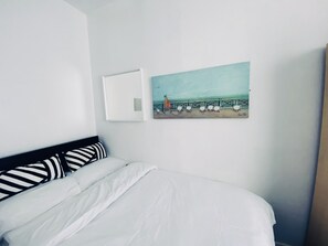 Ferienhaus, Mehrere Betten | 4 Schlafzimmer, Bügeleisen/Bügelbrett, kostenloses WLAN, Bettwäsche
