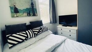 Unclassified image, 5 of 25, button - Four Bedroom Home - Great Location - Coventry City (Coventry)