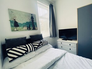 Hus, flere senger | 4 soverom, strykejern/-brett, wi-fi (inkludert) og sengetøy