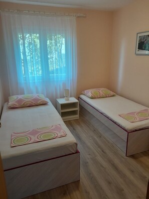 3 chambres, accès Internet, draps fournis