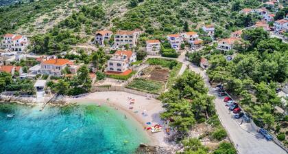 Apartments Ivo - Superior One bedroom apartment with terrace and sea view (A4)