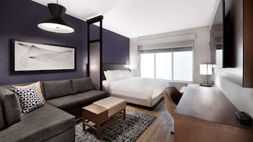 Roupas de cama premium, cofres nos quartos, escrivaninha