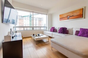 TV, books, stereo, offices