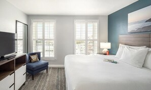 Room - 2 Bedroom Deluxe Club Wyndham Newport Onshore (Newport)