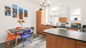 Cottage | Dapur peribadi | Peti sejuk, ketuhar gelombang mikro 
