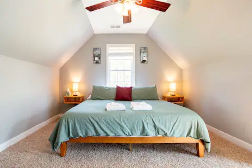 4 sovrum, skrivbord, strykjärn/strykbräda och wi-fi